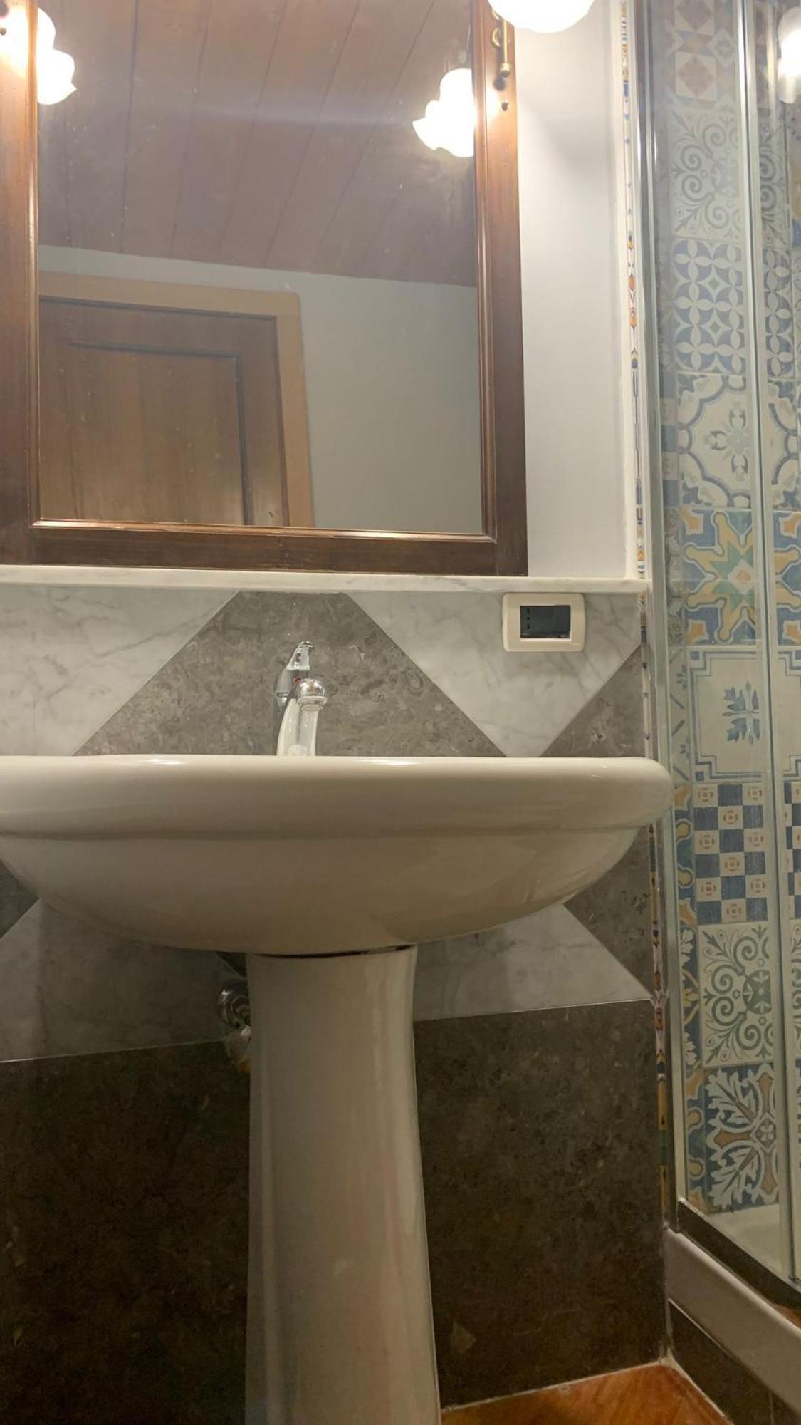 Laura Affittacamere Palermo Bagian luar foto